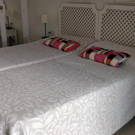 Royal Golden Mile Terrace Апартаменты *